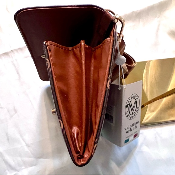 Valentino Orlandi Crossbody Clutch Brown & Gold Hardware, Turn Lock Guitar Strap - Picture 9 of 16